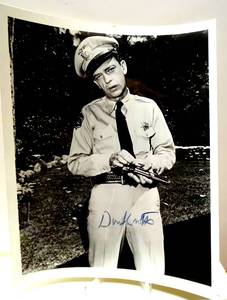 lot 358 image: BIG $ ITEM -  AUTOGRAPHED VINTAGE 8 X 10 OF COMEDY LEGENDACTOR DON KNOTTS aka BARNEY FIFE OF THE ANDY GRIFFITH SHOW