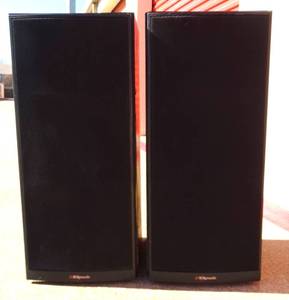lot 57 image: ULTRA BIG $ ITEM - RARE KLIPSCH KG 4.2 FLOORSTANDING SPEAKERS (ONLY PRODUCED FROM 1992-1994)