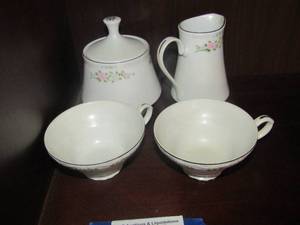 lot 18 image: Crown Ming sugar creamer and handled cups  qty 2