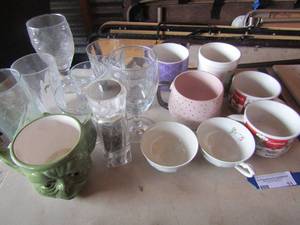 lot 31 image: Large lot of coffee cups wine glasses and more