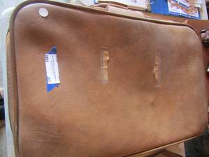 lot 40 image: Brown vintage Scoville suitcase