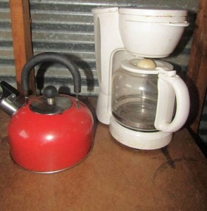 lot 59 image: Red tea kettle handled with lid, white coffee maker needs cleaned unknown working order