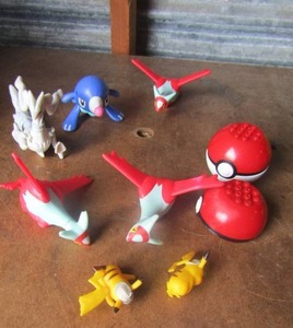 lot 90 image: Lot of Pokemon kids toys