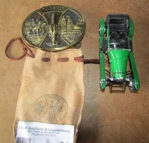 lot 96 image: Registered collection solid brass QK-699 belt buckle Tucson, Corgi classic 1985 Bently