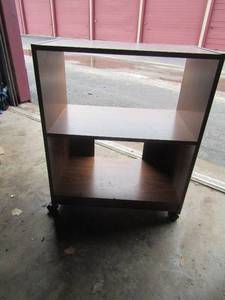lot 119 image: 2 tier wooden rolling microwave cart, 302515
