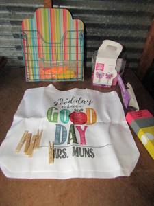 lot 142 image: Colorful storage basket, pencil art, good day grocery bag new,