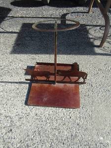 lot 13 image: 141111 metal western table dcor, very nice