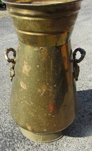 lot 36 image: 22 tall brass planter with double handles