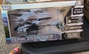 lot 90 image: Fearless flyer helicopter with remote new in box