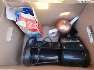 lot 95 image: Gevalia coffee pot unknown working condition, tea kettle bronze,