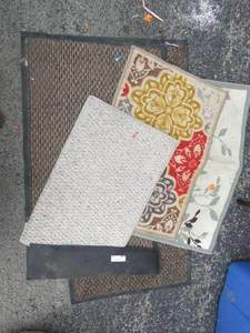 lot 107 image: various entry door rugs qty 6