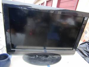 lot 125 image: 27 Insigne tv on stand, no remote, unknown working condition
