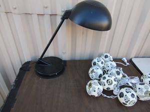 lot 165 image: Hanging Chinese ball lights, disk top black lamp with metal shade