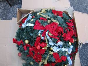 lot 170 image: very large door wreath with red ribbon and gold dcor balls and bells, comes in its own box