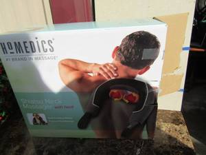 lot 221 image: Homedics back massager with heat, used in original box. Back and neck