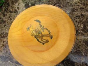 lot 222 image: Knowles dcor plate # 11517-F, wooden dcor wall plates made in june of 1957