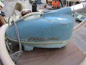 lot 236 image: Revelation canister vacuum and a thermax extractionaire vacuum part