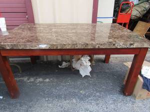 lot 244 image: 31 12 x 64 x 38 marble top dinnig table