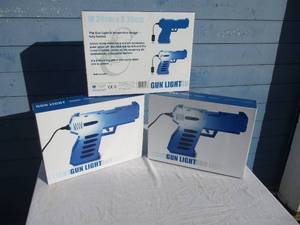 lot 57 image: 3-NIB- GUN LIGHT 110-Volt LAMP With in line onoff switch. NOTE 3 x Money