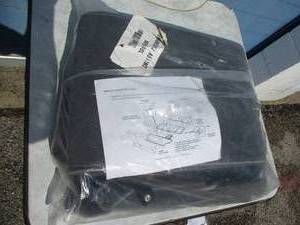 lot 21 image: NEW-Complete 7-piece set of 2006 to 2010 Honda Odyssey floor mats #83600 SHJ A51 1M2
