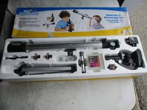 lot 53 image: 2-Kids Connection- Telescope And Microscope Set- NOTE 2 X Money