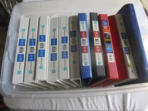 lot 85 image: LOT-Pen Gear 1, 175 Sheet Capacity, Binders, 11-White, 1-Blue, 1-Black. 2-Red, 2-Soft Side And 1-Zipper
