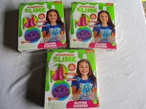 lot 91 image: 3- Boxes Of CRA-Z-ART - Nicklodeon Gliter  Scented Slime