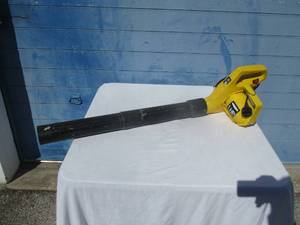 lot 102 image: Paramount Model-6000PB-150, 1-H.P. Electric Blower-Works