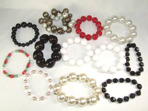 lot 119 image: Assorted fashion bracelets as shown