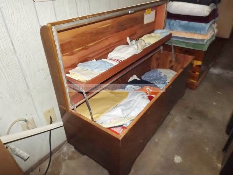 1940 S Lane Waterfall Edge Cedar Lined Hope Chest Now Open