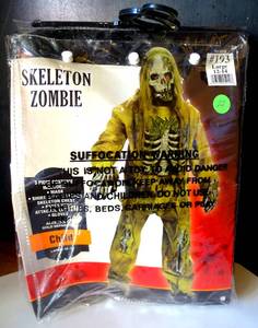 lot 22 image: SKELETON ZOMBIE #193 HALLOWEEN COSTUME - CHILD SIZE LARGE 12-14