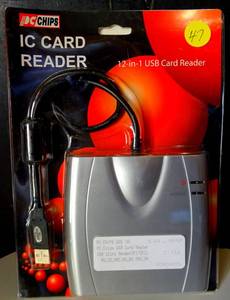 lot 47 image: NEW - PC CHIPS 12 IN 1 USB CARD READER