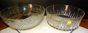 lot 92 image: 2 CRYSTAL BOWLS AS SHOWN