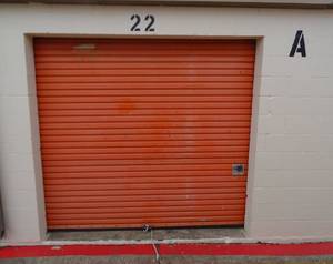lot 120 image: LARGE 10 X 24 STORAGE LOCKER (A22) - SEE NOTE