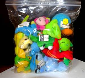 lot 122 image: NEOPETS PLUSH LOT AS SHOWN