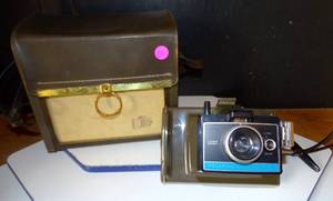 lot 132 image: Vintage Polaroid Land Camera Colorpack II wOriginal Storage Bag