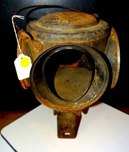 lot 215 image: RARE VINTAGE HANDLAN ST LOUIS RAILROAD LAMP - SOLID METAL, GOOD PETINA