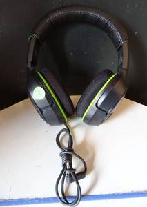 lot 236 image: TURTLE BEACH XOFOUR STEALTH GAMING HEADPHONES