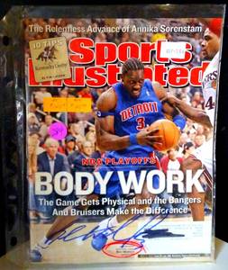 lot 284 image: AUTHENTIC AUTOGRAPHED SPORTS ILLUSTRATED MAGAZINE BY DETROIT PISTONS ALL-STAR, BEN WALLACE