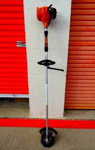 lot 325 image: ECHO SRM-225 Line Trimmer Straight Shaft 21.2cc I-30 Start Engine (NOT TESTED, HAS COMPRESSION)