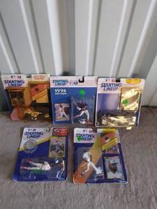 lot 42 image: Lot of 5 Baseball Starting Lineups Including Kirk Gibson and Roberto Alomar