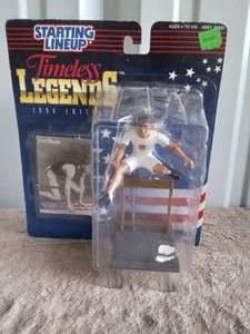 lot 68 image: Starting Lineup Timeless Legends Jim Thorpe