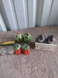 lot 70 image: Nice Lot of Salt and Pepper Shakers--See Pics