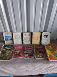 lot 100 image: Large Lot of 10 Cookbooks--See Pics