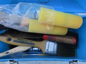 lot 35 image: Blue box with paint brushes, new and used