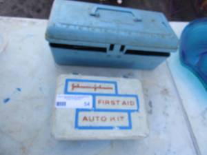 lot 54 image: Johnson & Johnson first aid kit, mens vintage electric shaver