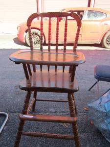 lot 59 image: Vintage wooden childs high chair