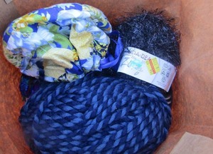 lot 75 image: bag of Yarn