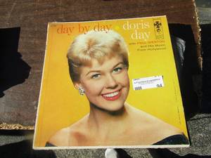 lot 94 image: Record lot includes doris day, the limeliers, beeny goodman, and much more Qty 12