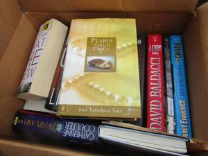 lot 112 image: book lot includes DAVID BADACCI, TADA, JANET EVANOVICH, COULTER,   the chase and More